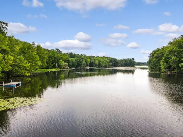 West Gardiner, ME 04345,91 Garland LN