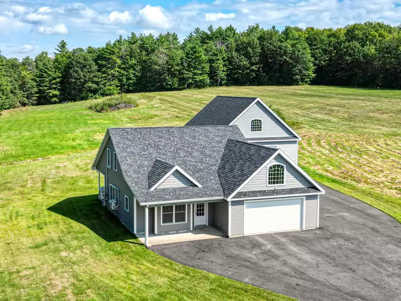 624 Unity RD, Benton, ME 04901