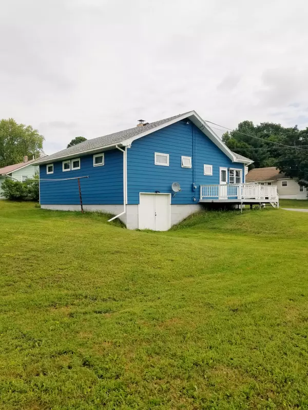 East Millinocket, ME 04460,26 Cedar Street