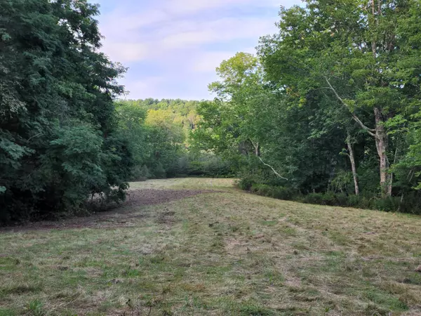 Rockport, ME 04856,195 Main ST