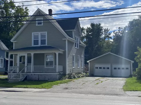 127 Elm ST, Newport, ME 04953