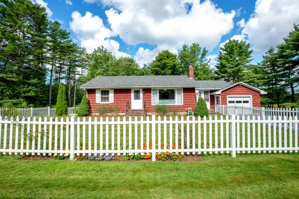 Wiscasset, ME 04578,589 Birch Point RD