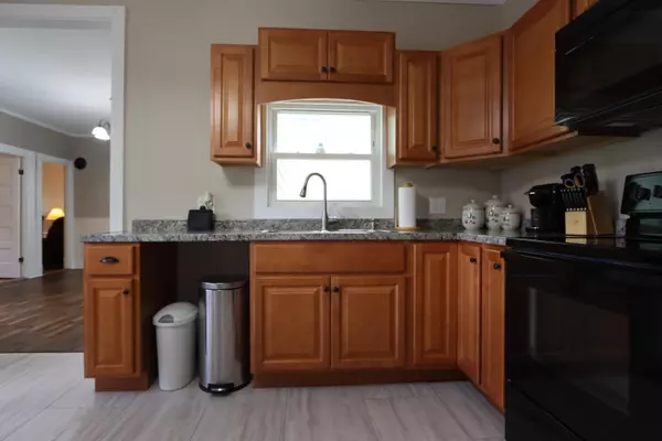 Mexico, ME 04257,9 Harlow Hill RD