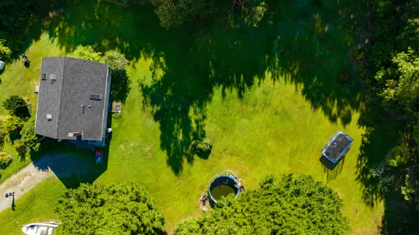 Waldoboro, ME 04572,256 Jackson RD