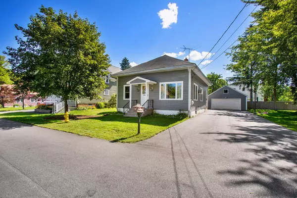 Saco, ME 04072,10 Lafayette ST