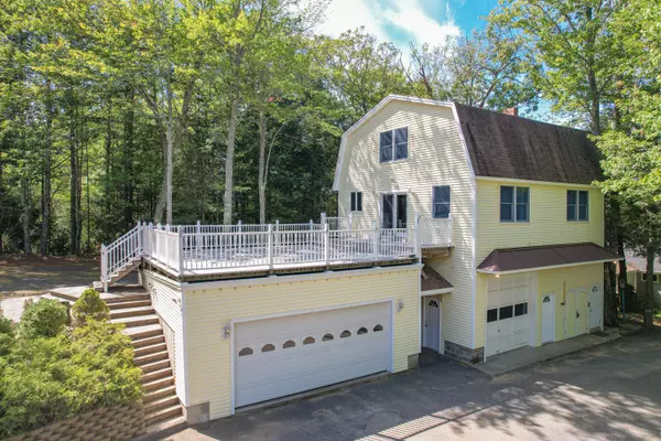 Topsham, ME 04086,14 Dakota DR