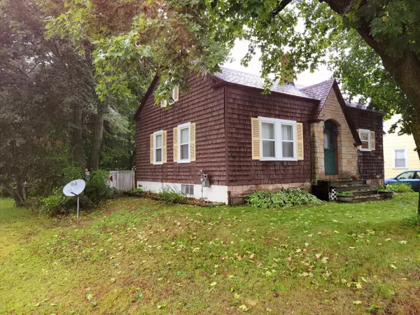 Auburn, ME 04210,885 Minot AVE