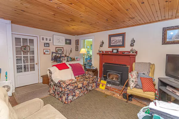 Wilton, ME 04294,10 Tobin Flat RD