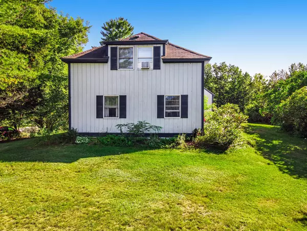 Winthrop, ME 04364,393 Holmes RD