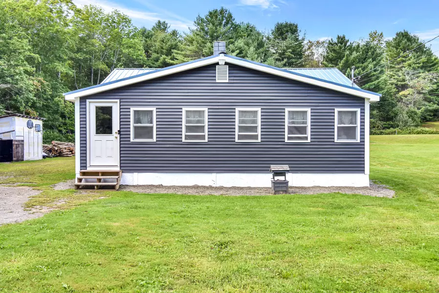 46 North RD, Athens, ME 04912