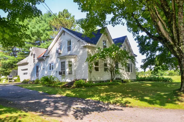 3156 W River RD, Sidney, ME 04330