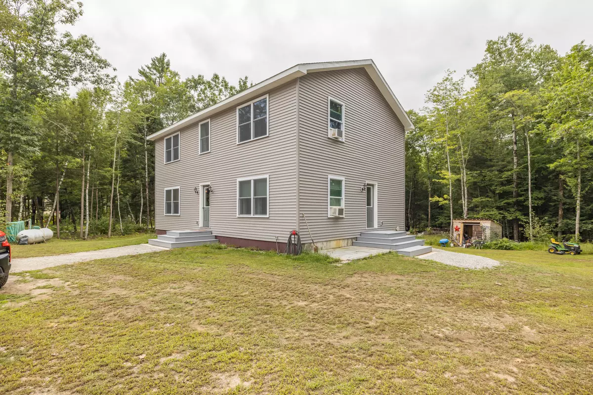 Poland, ME 04274,9 Fox Run RD