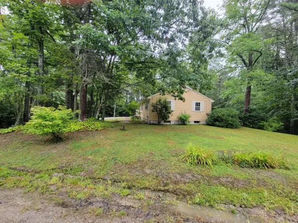 Freeport, ME 04032,18 Sequoia DR