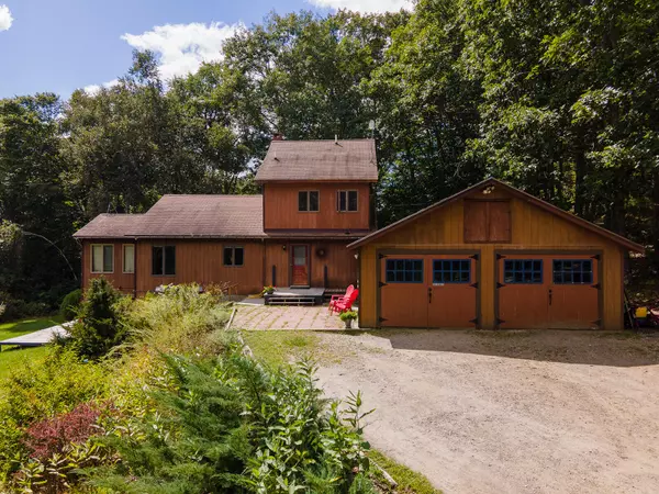 Hope, ME 04847,27 Pushaw RD