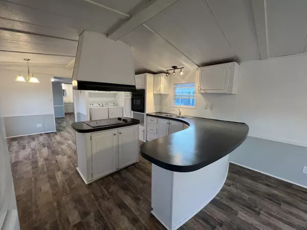 Brunswick, ME 04011,9 Elwell LN