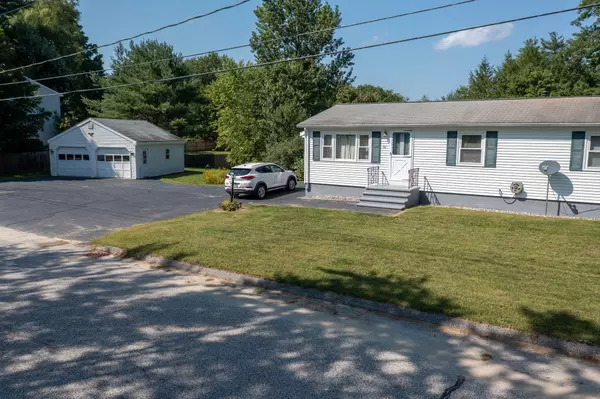 58 Olive ST, Auburn, ME 04210