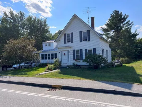 67 Mechanic ST, Norridgewock, ME 04957