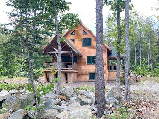 Carrabassett Valley, ME 04947,2016 Brook Falls RD