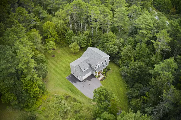 Freeport, ME 04032,2 Aspen DR