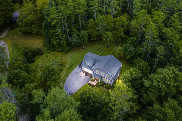 Freeport, ME 04032,2 Aspen DR