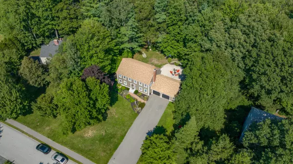 Yarmouth, ME 04096,298 Oakwood DR