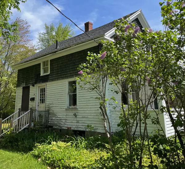 Brunswick, ME 04011,28 Thompson ST