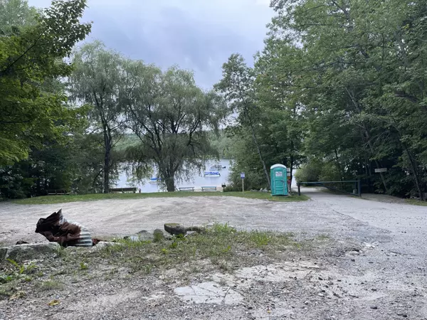 Naples, ME 04055,73 Beach RD