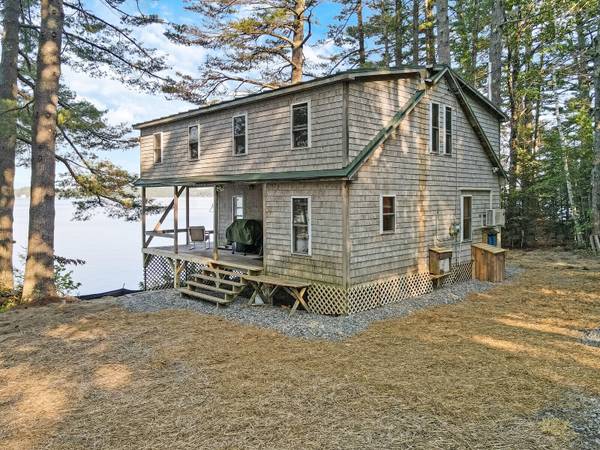 78 Hinkley Cove RD, Mercer, ME 04957