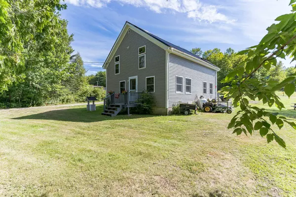 112 Lincolnville RD, Belmont, ME 04952
