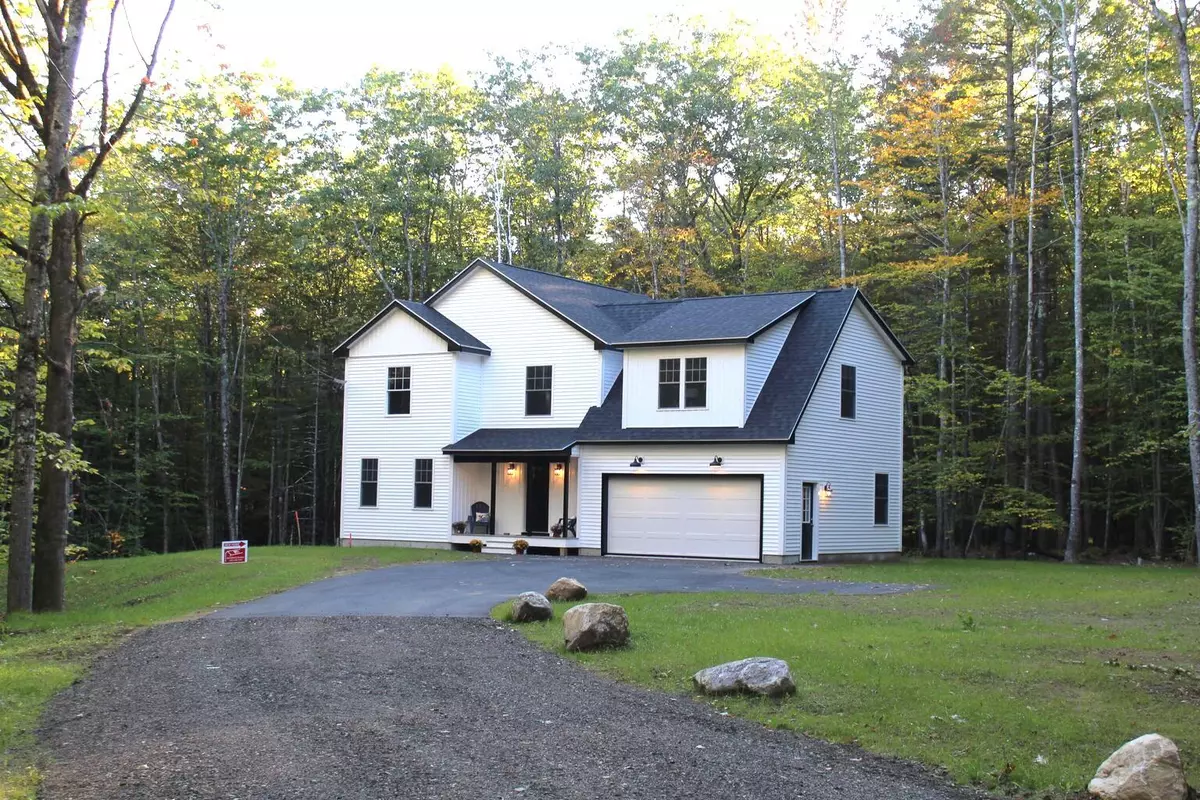 New Gloucester, ME 04260,19 Memory LN