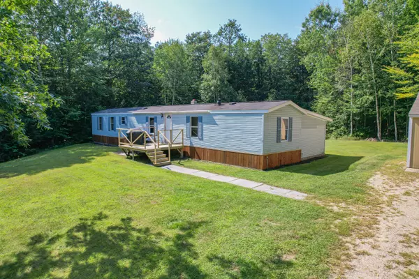 Greene, ME 04236,92 Woods LN