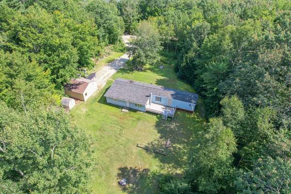 92 Woods LN, Greene, ME 04236