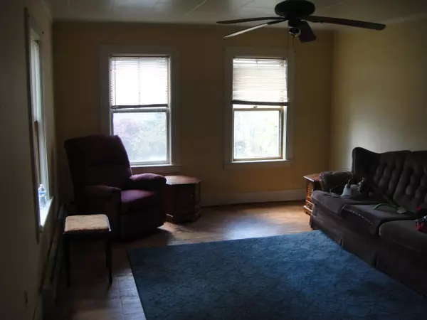 Monmouth, ME 04259,43 Academy RD