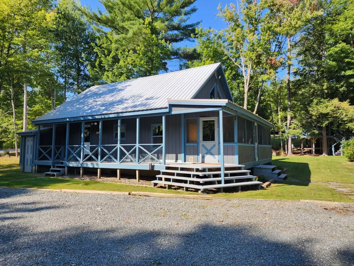 Milford, ME 04461,19 Vicki's WAY