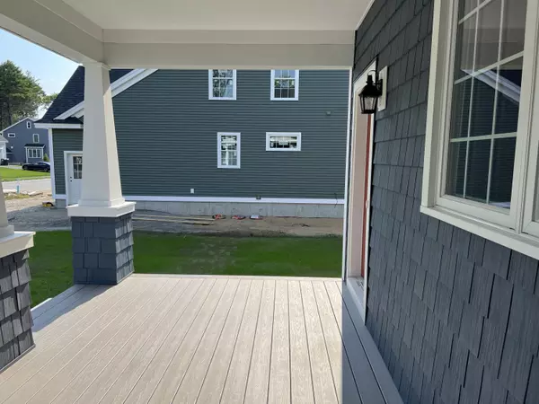 Kennebunk, ME 04043,12 Conservation DR