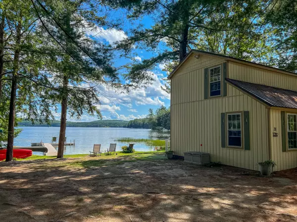 78 Larch DR, Poland, ME 04274