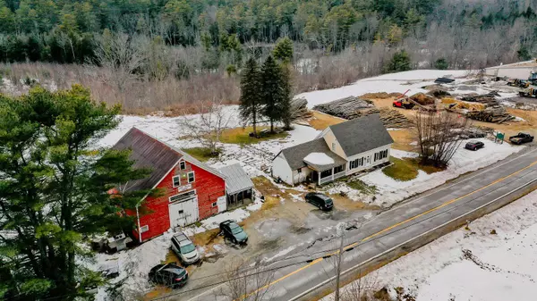 183 Pond RD, Mount Vernon, ME 04352