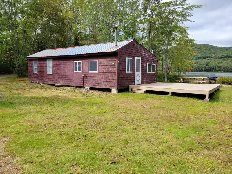 79 Dolloff LN, Woodstock, ME 04219