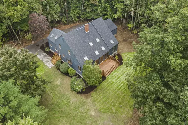 26 Sweetwater WAY, North Yarmouth, ME 04097