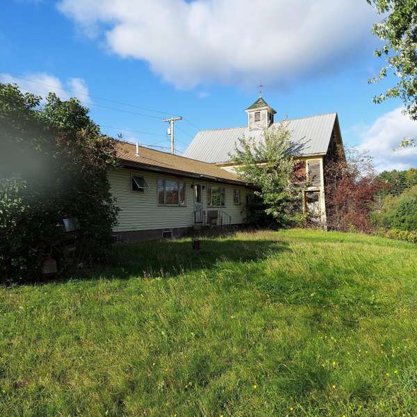 658 Lucy Knowles RD, Farmington, ME 04938