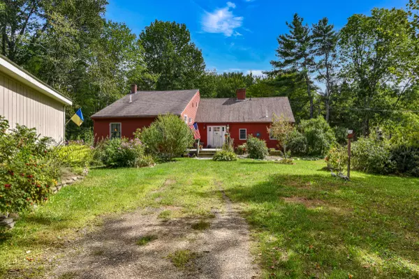 Wiscasset, ME 04578,849 Gardiner RD