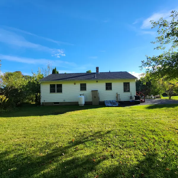 Oakland, ME 04963,109 Allagash DR