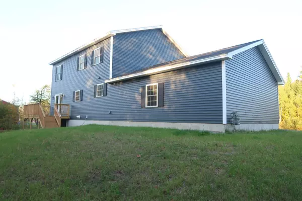 Sidney, ME 04330,60 Angel CIR