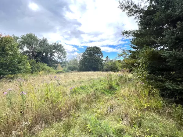 Hampden, ME 04444,236 Kennebec RD