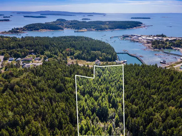 M4B L23 Green Head RD, Stonington, ME 04681