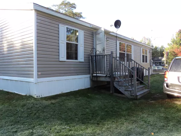 Hudson, ME 04449,2219 Hudson RD