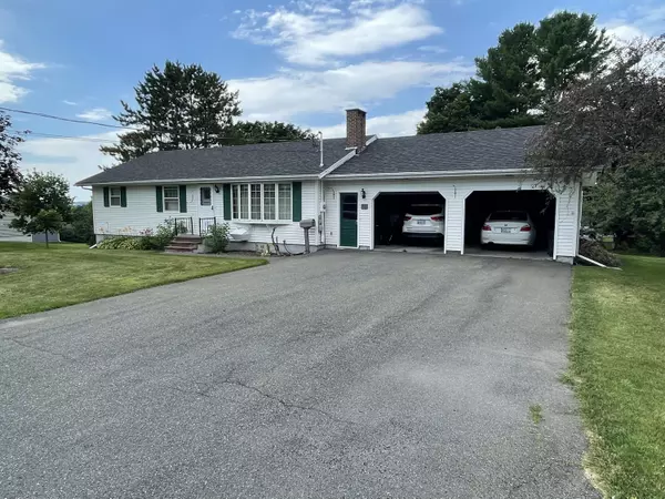 56 Canterbury ST, Presque Isle, ME 04769