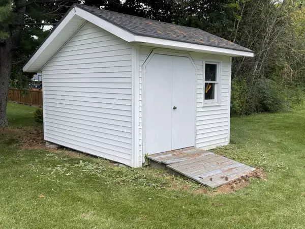 Presque Isle, ME 04769,56 Canterbury ST