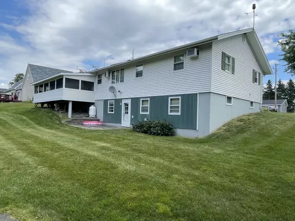 Presque Isle, ME 04769,56 Canterbury ST