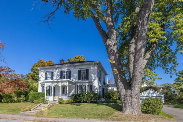 Thomaston, ME 04861,33 Hyler ST